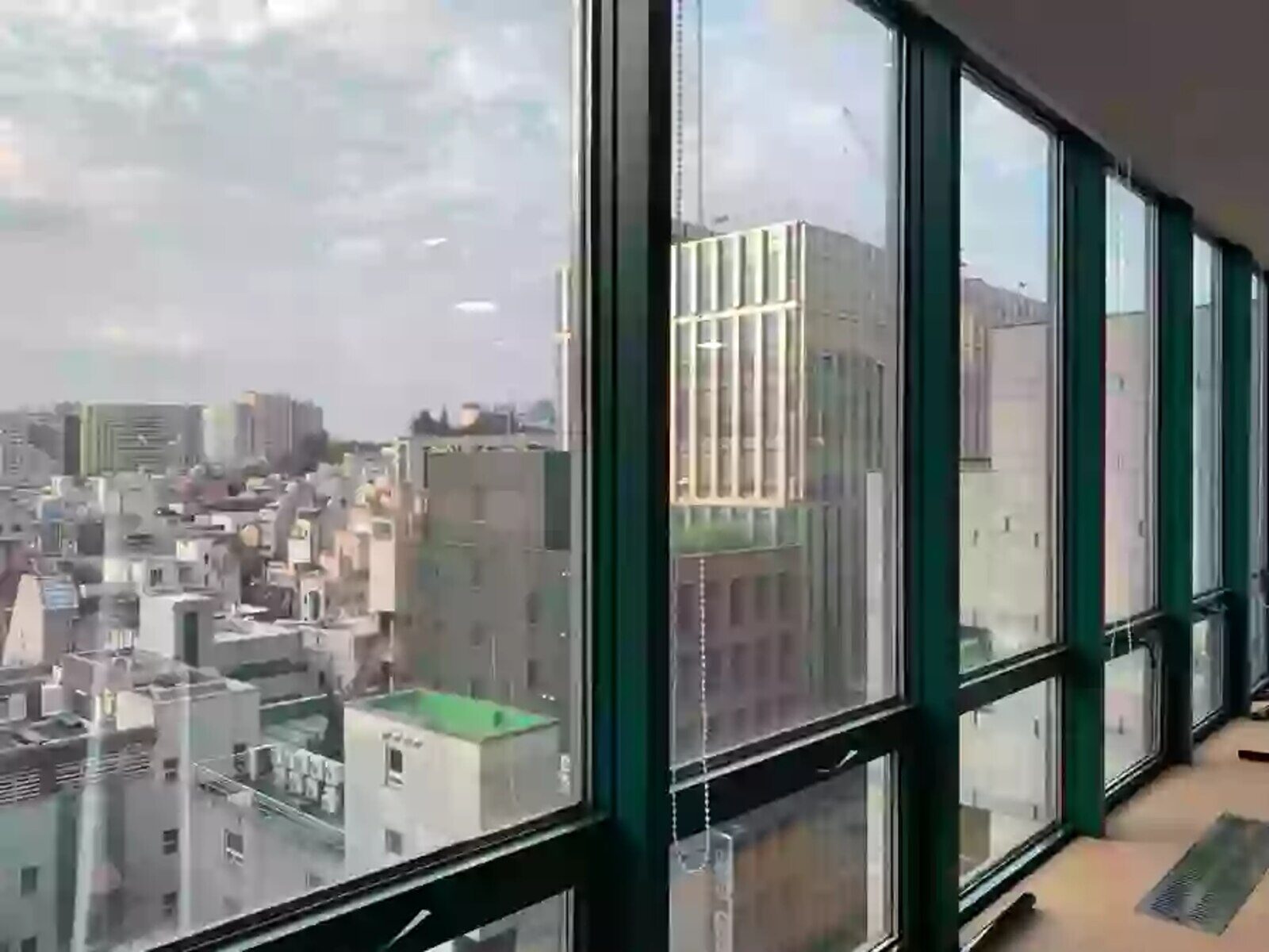 썬룸창문필름 시공 확인 사진